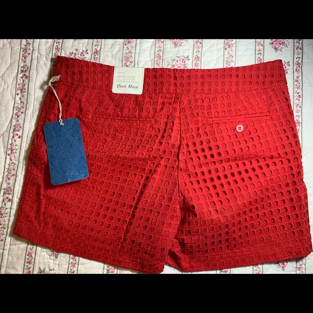 Fleur Bleue red eyelet shorts size 8 new with tags